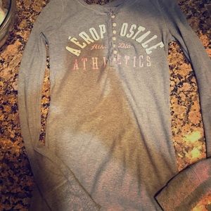Aeropostale’s long sleeve grey shirt.
